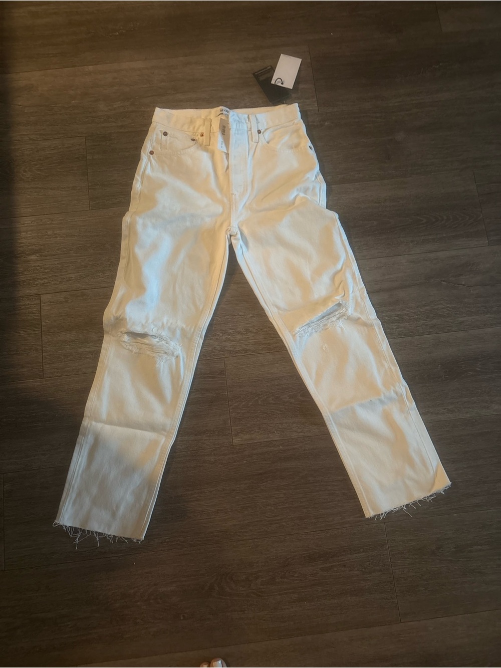 Re done Women’s White Distressed Straight-Leg Jeans